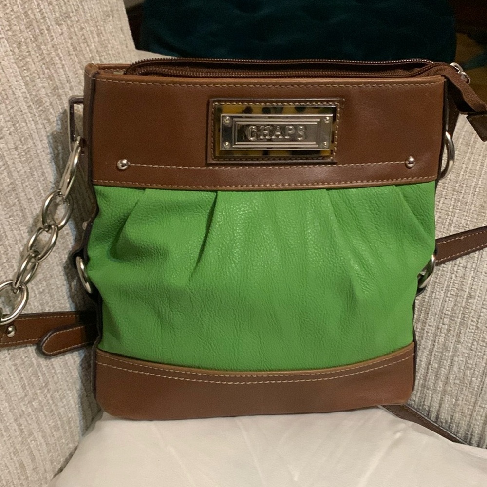 Chap’s crossbody purse